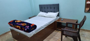 Laxmi paying guest house
